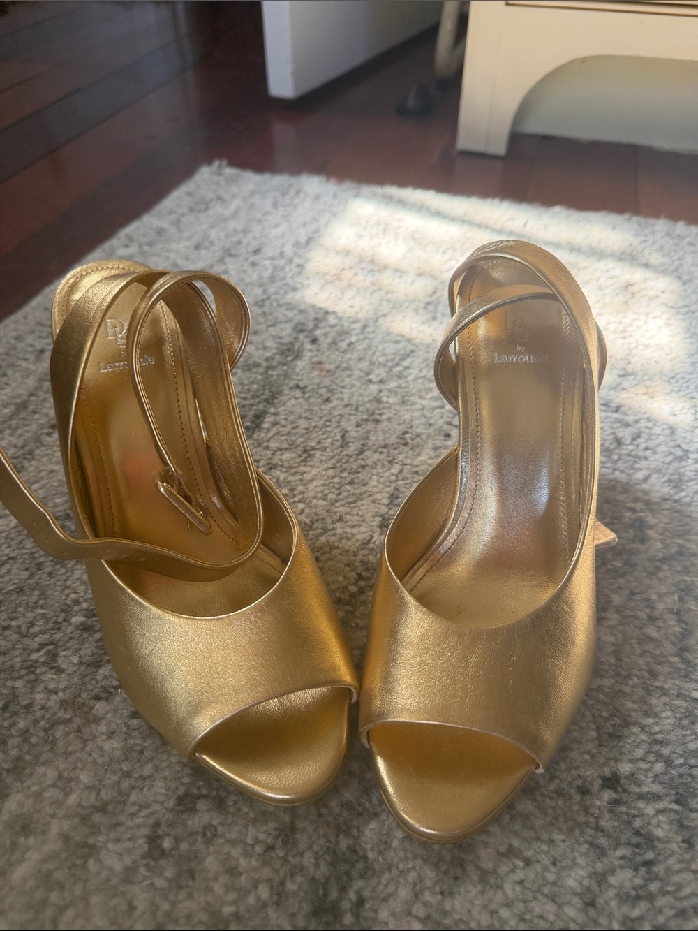 Larroude Deena Wedge Sandals In Gold